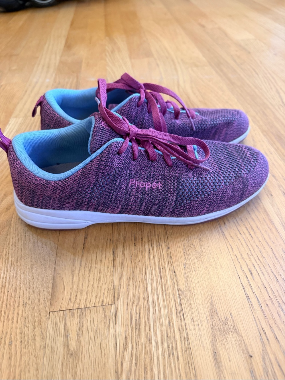 Ladies Size 10 "Propet" Purple-Pink Knit Lace-Up Walking Sneakers Slip Resistant